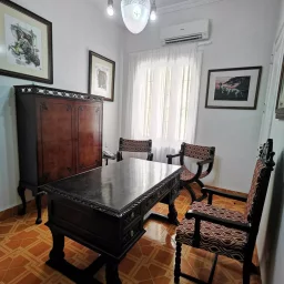 Casa de 6 cuartos, 7 baños y 1 garaje por $ 1.200.000