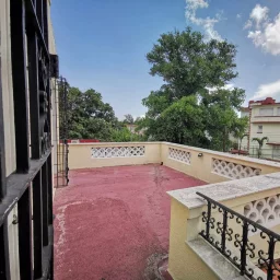 Casa de 6 cuartos, 7 baños y 1 garaje por $ 1.200.000