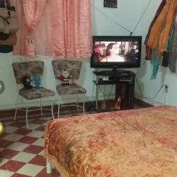 Casa de 4 cuartos y 2 baños por $ 30.000