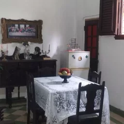 Casa de 4 cuartos y 2 baños por $ 30.000