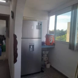 Apartamento de 3 cuartos y 1 baño por $ 17.000