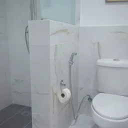 Casa de 9 cuartos y 9 baños por $ Ajustable