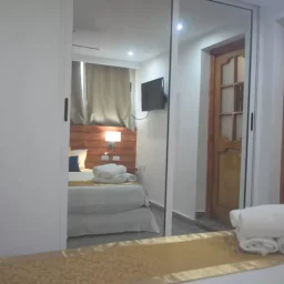 Casa de 9 cuartos y 9 baños por $ Ajustable