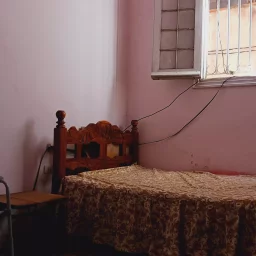 Casa de 3 cuartos y 1 baño por $ 35.000