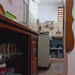 Casa de 3 cuartos y 1 baño por $ 35.000