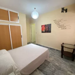 Apartamento de 3 cuartos y 2 baños por $ 110.000