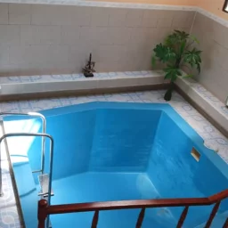 Casa de 5 cuartos, 6 baños y 1 garaje por $ 236.000