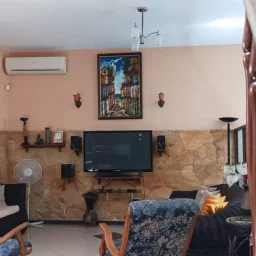 Casa de 5 cuartos, 6 baños y 1 garaje por $ 236.000