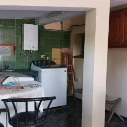 Casa de 5 cuartos, 6 baños y 1 garaje por $ 295.000