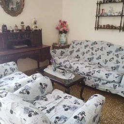 Casa de 4 cuartos y 2 baños por $ 70.000