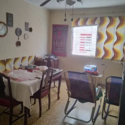 Casa de 4 cuartos y 2 baños por $ 70.000