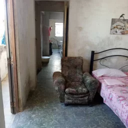 Apartamento de 3 cuartos y 1 baño por $ 10.000