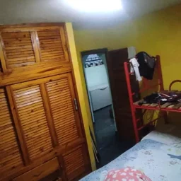 Casa de 2 cuartos y 1 baño por $ 35.000