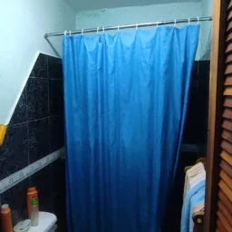 Casa de 2 cuartos y 1 baño por $ 35.000