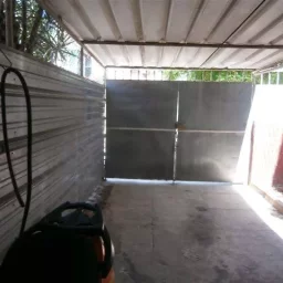 Casa de 4 cuartos y 2 baños por $ 30.000