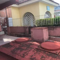 Casa de 4 cuartos y 2 baños por $ 30.000