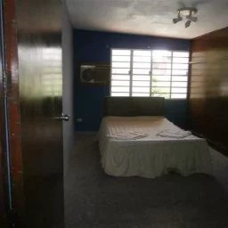 Casa de 4 cuartos y 2 baños por $ 30.000