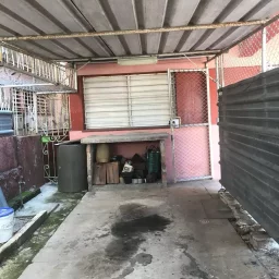 Casa de 4 cuartos y 2 baños por $ 30.000