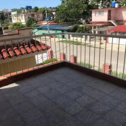 Casa de 4 cuartos y 2 baños por $ 30.000