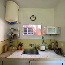 Apartamento de 2 cuartos y 2 baños por $ 25.000