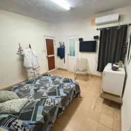 Apartamento de 2 cuartos y 2 baños por $ 25.000