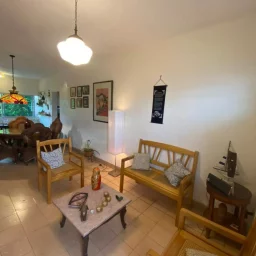 Apartamento de 2 cuartos y 2 baños por $ 25.000