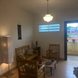 Apartamento de 2 cuartos y 2 baños por $ 25.000