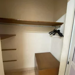 Apartamento de 2 cuartos y 2 baños por $ 25.000