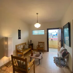 Apartamento de 2 cuartos y 2 baños por $ 25.000