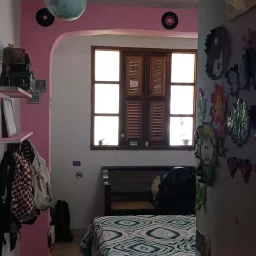 Casa de 7 cuartos, 6 baños y 1 garaje por $ 200.000