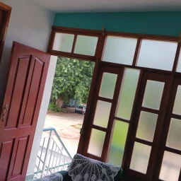 Casa de 7 cuartos, 6 baños y 1 garaje por $ 200.000