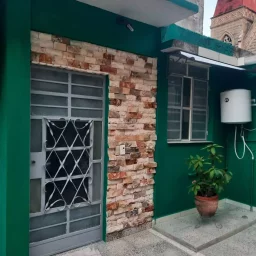 Casa de 8 cuartos y 7 baños por $ 70.000