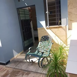 Casa de 8 cuartos y 7 baños por $ 70.000