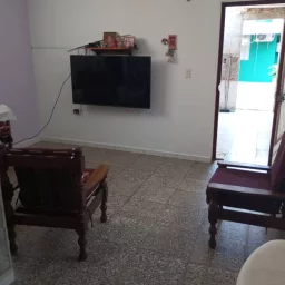 Casa de 8 cuartos y 7 baños por $ 70.000