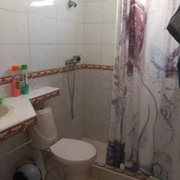 Casa de 8 cuartos y 7 baños por $ 70.000