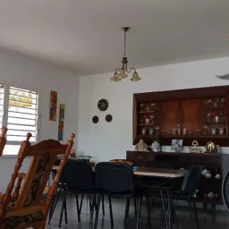 Casa de 4 cuartos, 3 baños y 1 garaje por $ 95.000