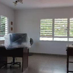 Casa de 4 cuartos, 3 baños y 1 garaje por $ 95.000