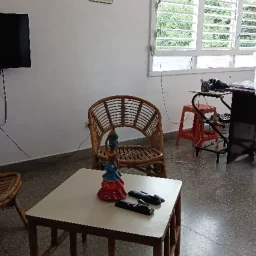 Casa de 4 cuartos, 3 baños y 1 garaje por $ 95.000