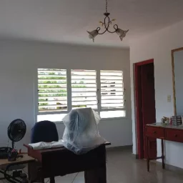 Casa de 4 cuartos, 3 baños y 1 garaje por $ 95.000