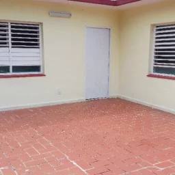 Casa de 4 cuartos, 3 baños y 1 garaje por $ 95.000