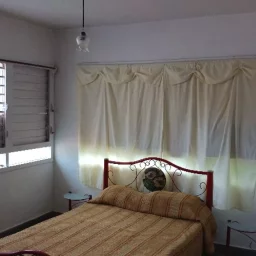 Casa de 4 cuartos, 3 baños y 1 garaje por $ 95.000