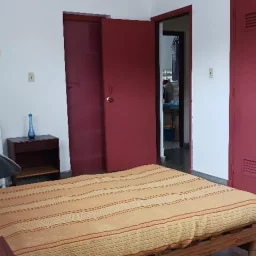 Casa de 4 cuartos, 3 baños y 1 garaje por $ 95.000