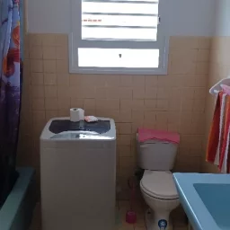 Casa de 4 cuartos, 3 baños y 1 garaje por $ 95.000