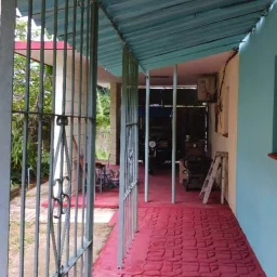 Casa de 4 cuartos, 3 baños y 1 garaje por $ 95.000