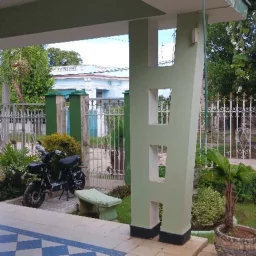 Casa de 5 cuartos y 3 baños por $ 120.000