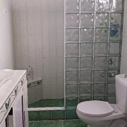 Casa de 5 cuartos y 3 baños por $ 120.000