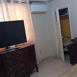 Casa de 5 cuartos y 3 baños por $ 120.000