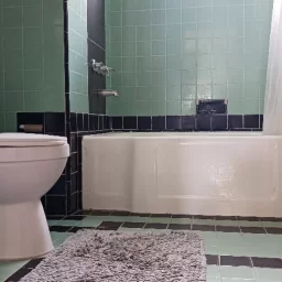 Casa de 5 cuartos y 3 baños por $ 120.000