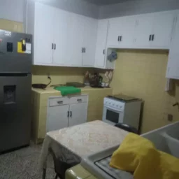 Casa de 4 cuartos, 4 baños y 1 garaje por $ 100.000