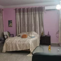 Casa de 4 cuartos, 4 baños y 1 garaje por $ 100.000